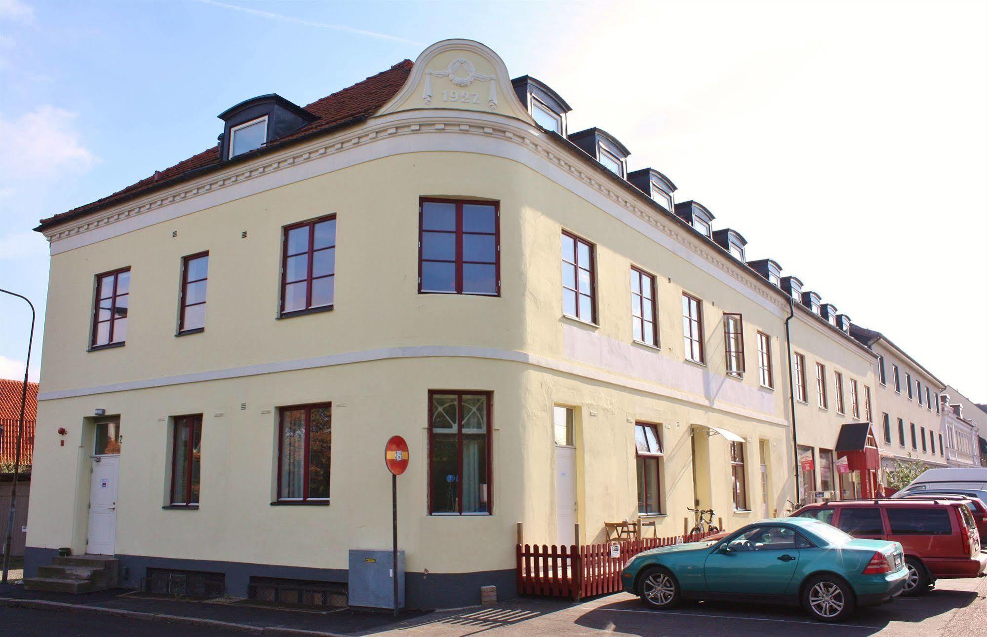 Design Hostel Mia Хельсингборг Экстерьер фото