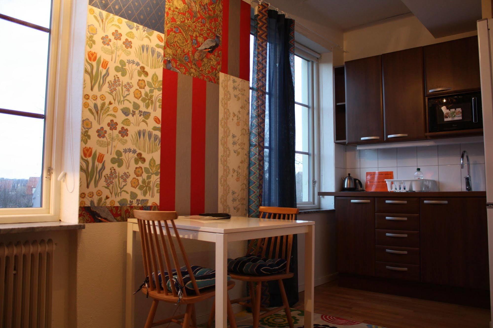 Design Hostel Mia Хельсингборг Экстерьер фото
