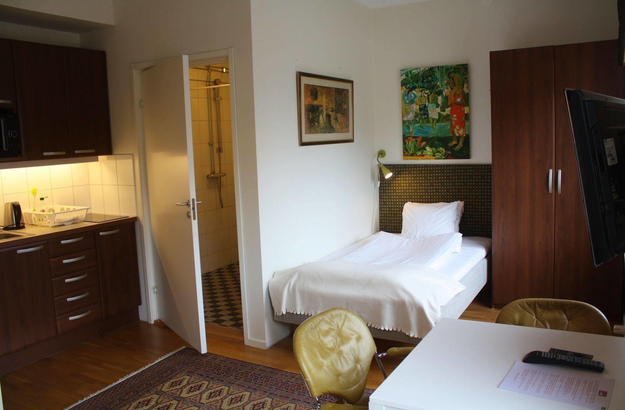 Design Hostel Mia Хельсингборг Экстерьер фото